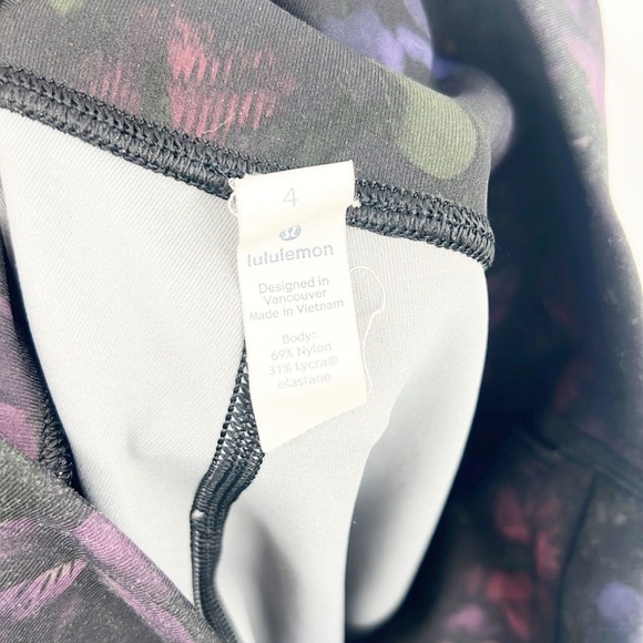 Lululemon Wunder Under Crop Hi-Rise Frozen Flourish Multi size 4 - Picture 9 of 13